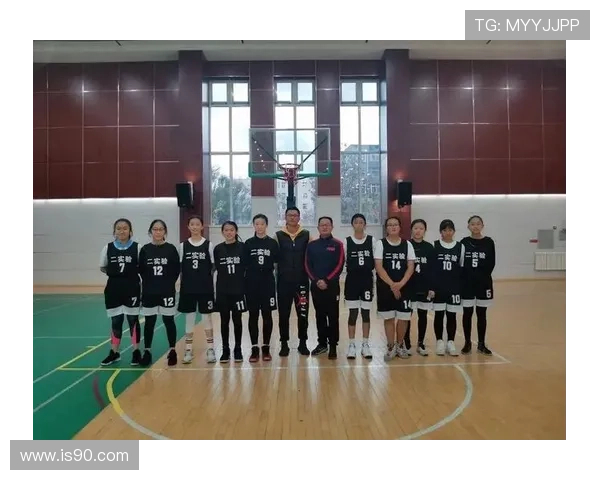 杨瀚森感恩刘导指导 专心比赛享受篮球无需过多焦虑 杨瀚森感恩刘导指导 专心比赛享受篮球无需过多焦虑